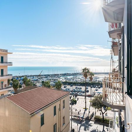 Palazzo Galeoni Luxury Suites Salerno Zewnętrze zdjęcie