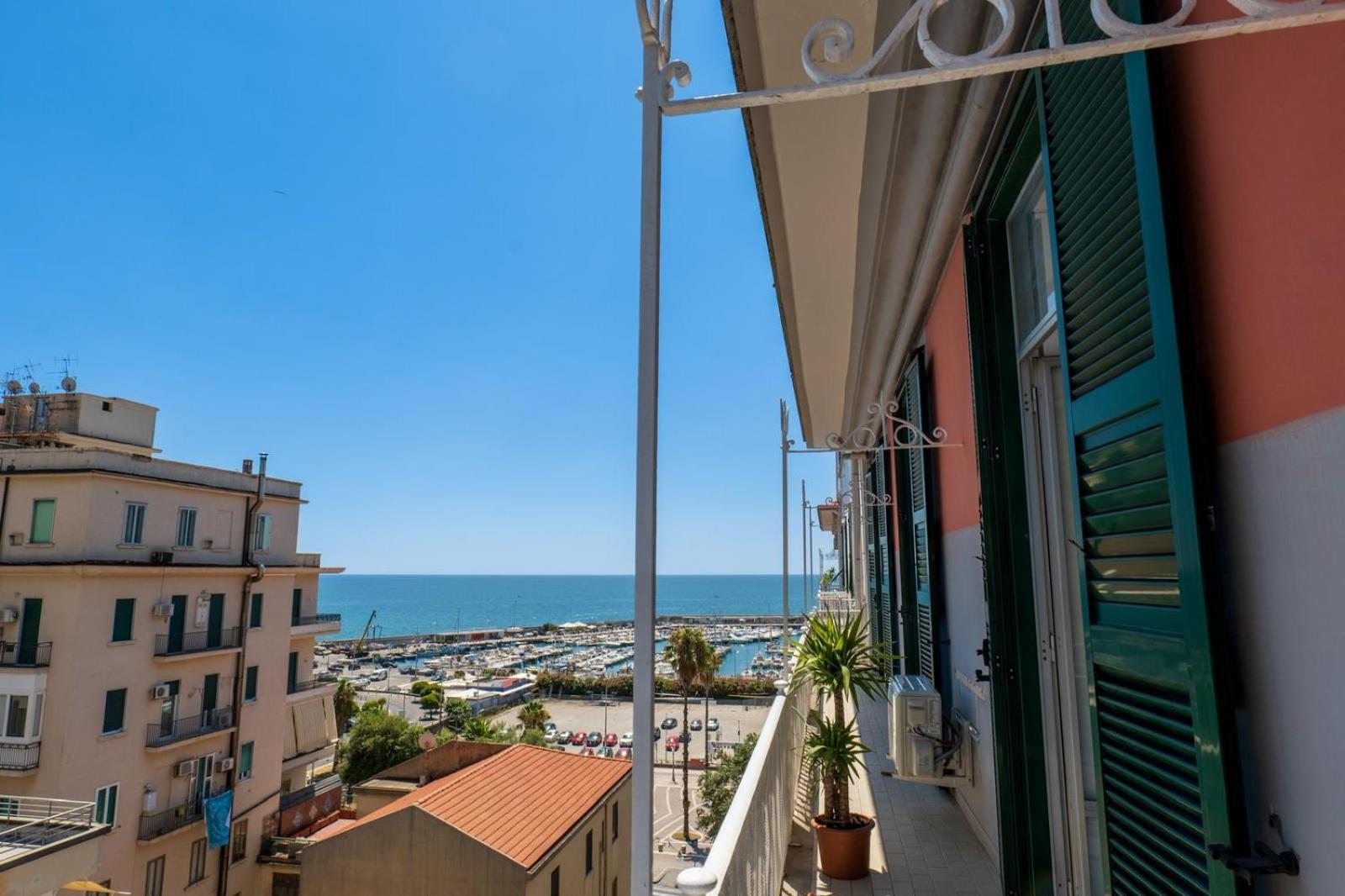 Palazzo Galeoni Luxury Suites Salerno Zewnętrze zdjęcie