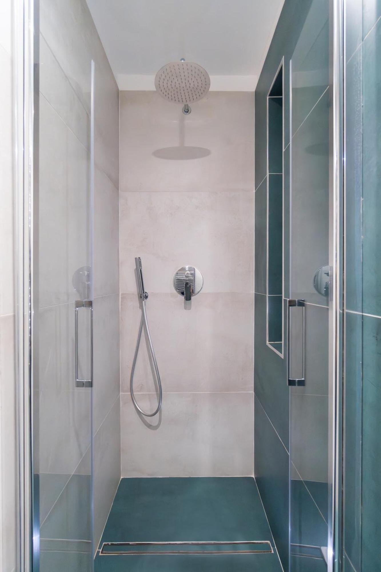 Palazzo Galeoni Luxury Suites Salerno Zewnętrze zdjęcie