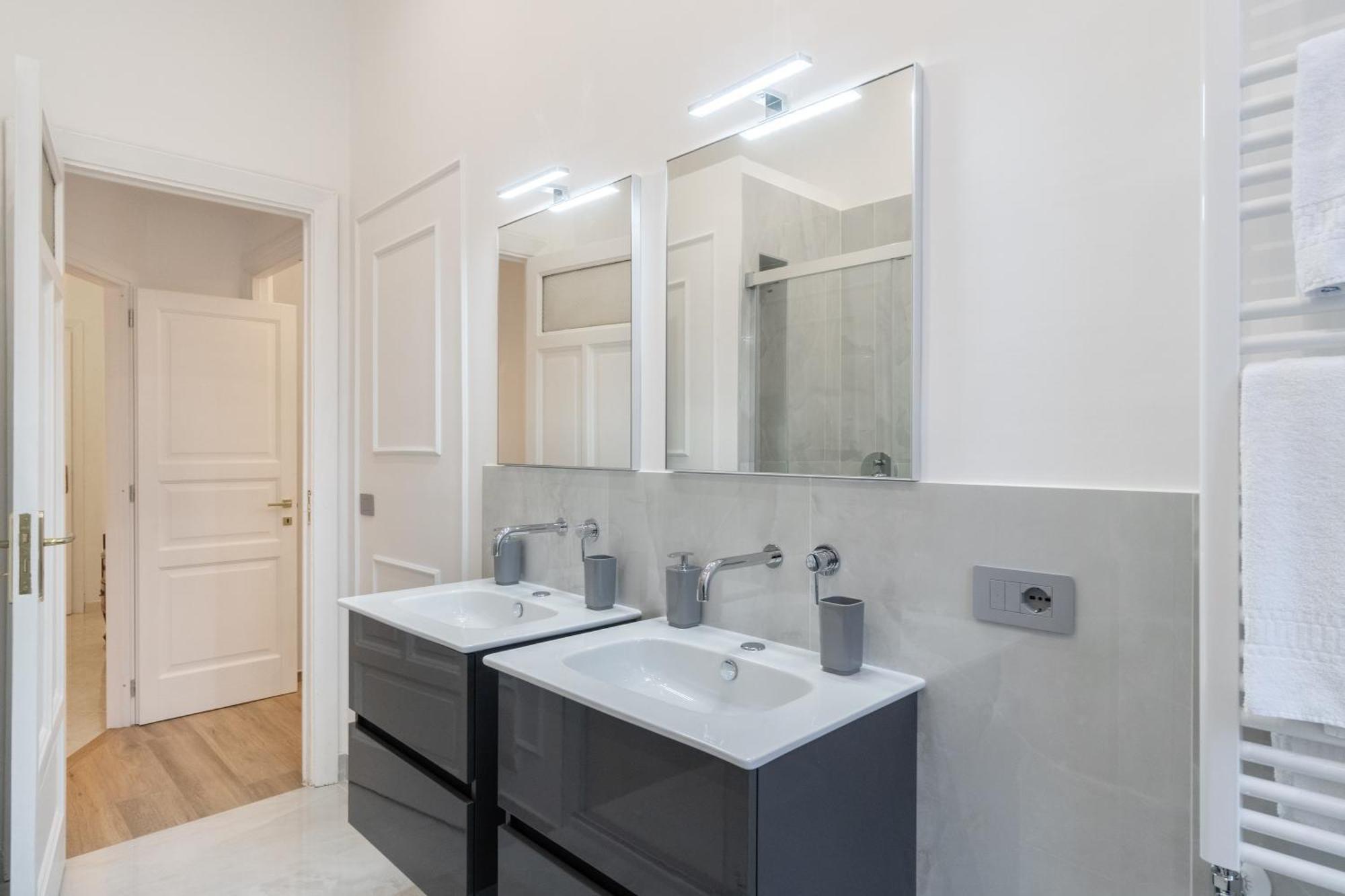 Palazzo Galeoni Luxury Suites Salerno Zewnętrze zdjęcie